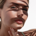 Šminka + SPF: Kako kombinirati zaštitu i make-up bez kompromisa