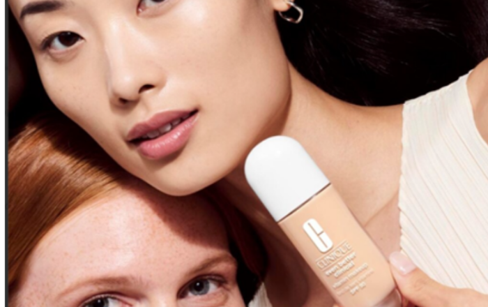 Even Better Clinical Vitamin Makeup Foundation SPF 50